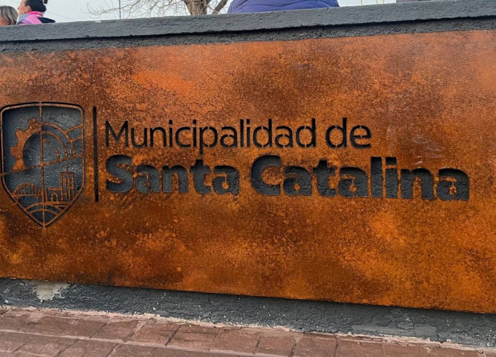 La sede local. (Facebook de Municipalidad de Santa Catalina Holmberg)